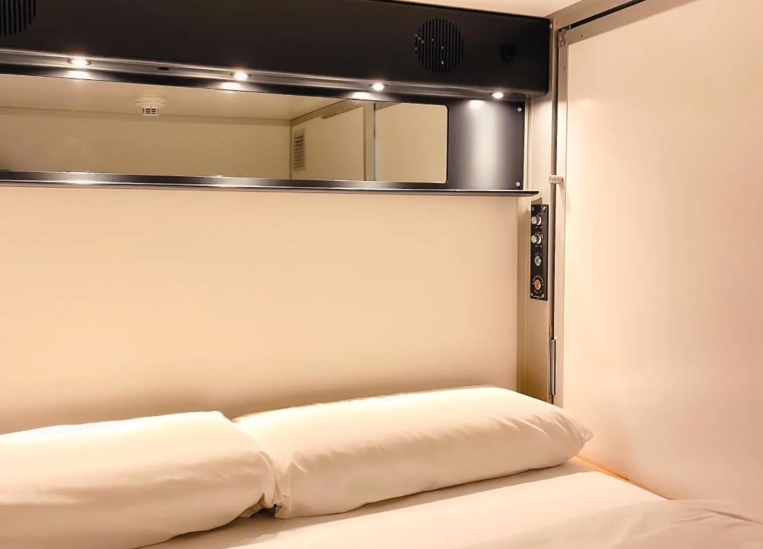 Copenhagen Downtown Hostel Дания